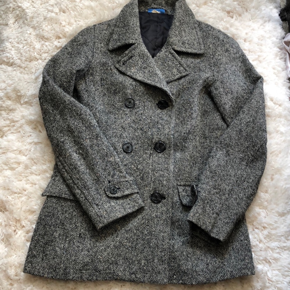 Delia’s coat size medium